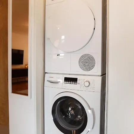 Old Town Apartment *