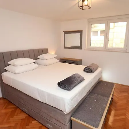Old Town Apartment