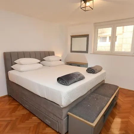 Apartment Old Town